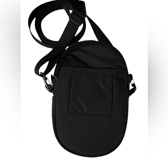 Lululemon Future Legacy Crossbody Bag Black NWT Team Canada - Picture 4 of 10